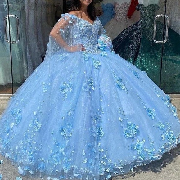 light blue quince dress - Picture 1 of 5
